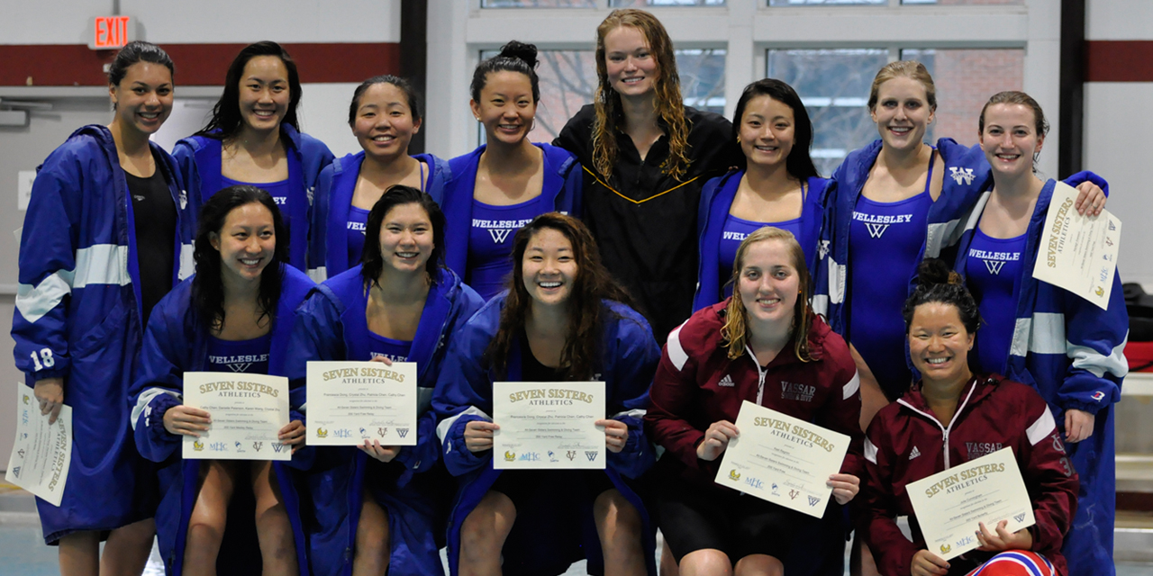 Wellesley Blue Swim and Dive team