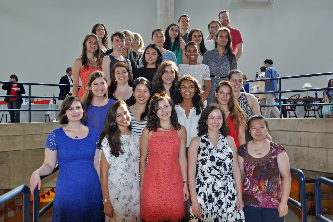 Photo of the graduating seniors who were neuroscience majors of the class of 2016.